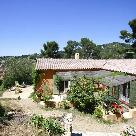 La Pinede Penchee * Ollioules